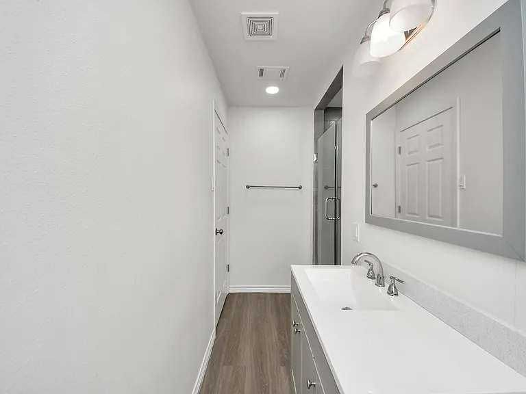 7004 Conley St — Photo 16