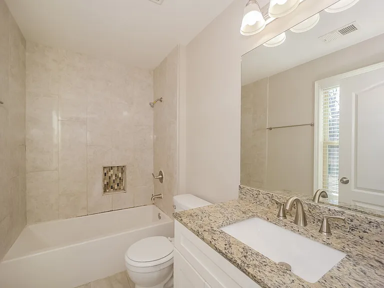 1863 Phillips Ave — Photo 18