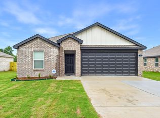 13 Vineyard Dr, Mayflower, AR 72106