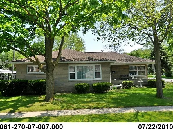 322 N Oak St, Edgerton, OH 43517