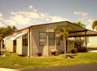 6083 Palm Harbor Dr, Lake Worth, FL 33462