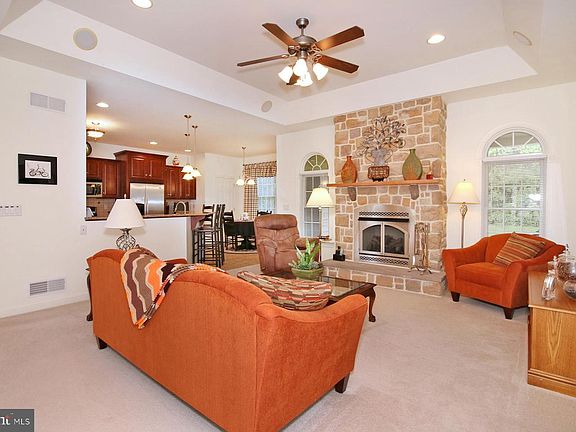 5th image of 33 Strathford Dr #L-0026