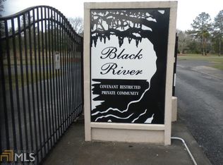 2095 Janells River Dr, Folkston, GA 31537