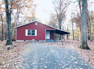 2212 Puddle Ct, East Stroudsburg, PA 18302