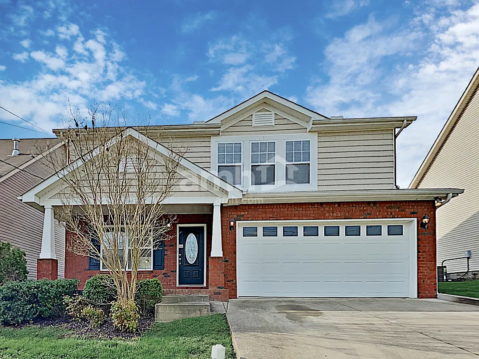 105 Tulip Grove Point