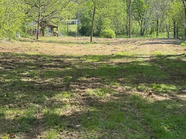 7792 Burks Rd, Christiana, TN 37037