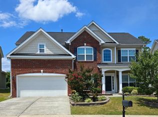 122 Windrush Ln, Durham, NC 27703