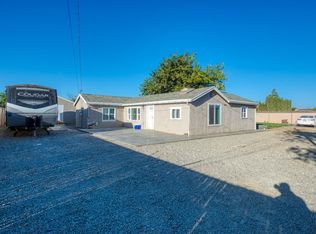 725 W Mariposa St, Newman, CA 95360