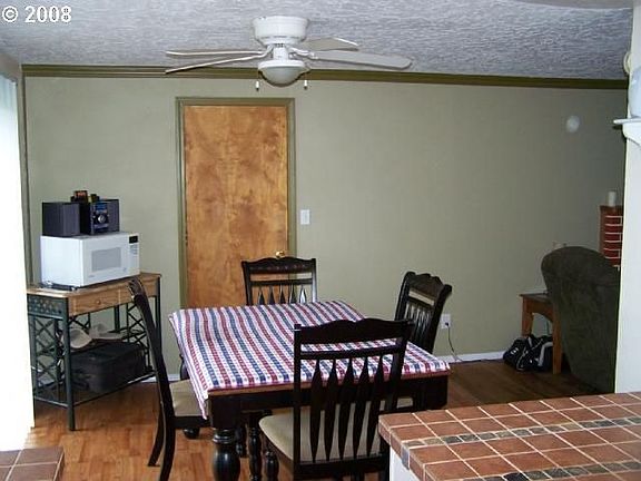 4th image of 7616 NE 142nd Ave