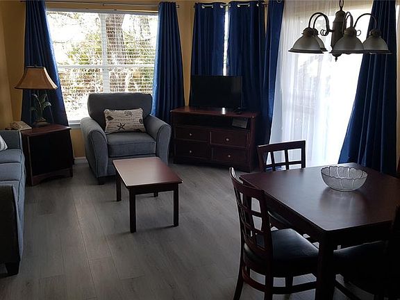 3rd image of 6403 Parc Corniche Dr APT 4107