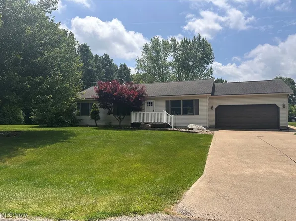 477 Greenlawn Dr, Howard, OH 43028