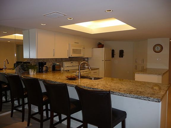 2nd image of 406 Padre Blvd