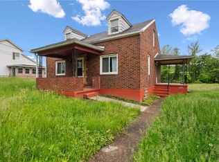 3260 Rainbow Run Rd, Monongahela, PA 15063