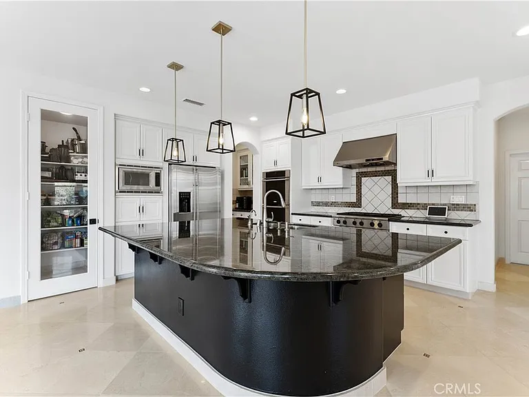 4116 Dakota Dr — Photo 13