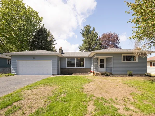 93 Governor Ter, Rochester, NY 14609