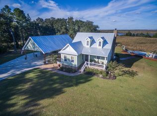 1195 E 4th St, Woodbine, GA 31569