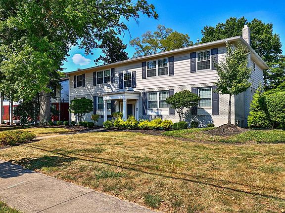 2nd image of 3684 Ashworth Dr Unit D