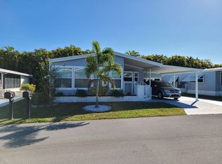50 Iroquois Dr N, Fort Myers Beach, FL 33931