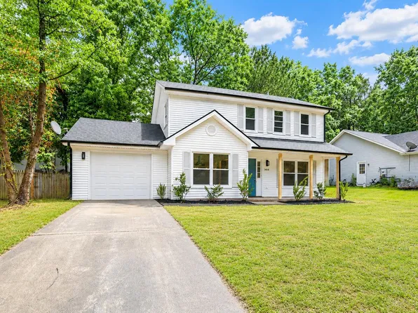 1414 Ravensthorpe Dr, Fuquay Varina, NC 27526