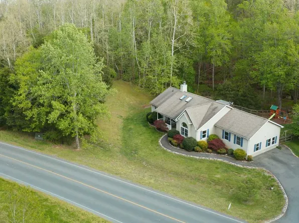 45 Turkeysag Trl, Palmyra, VA 22963