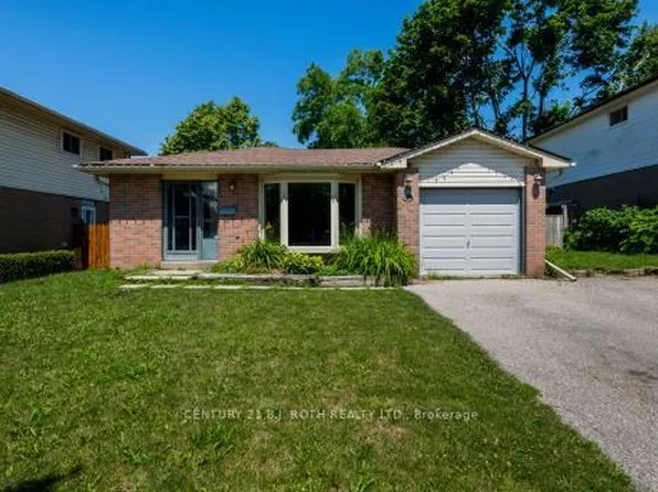 36 Cynthia Ct, Barrie, ON L4M 2X4