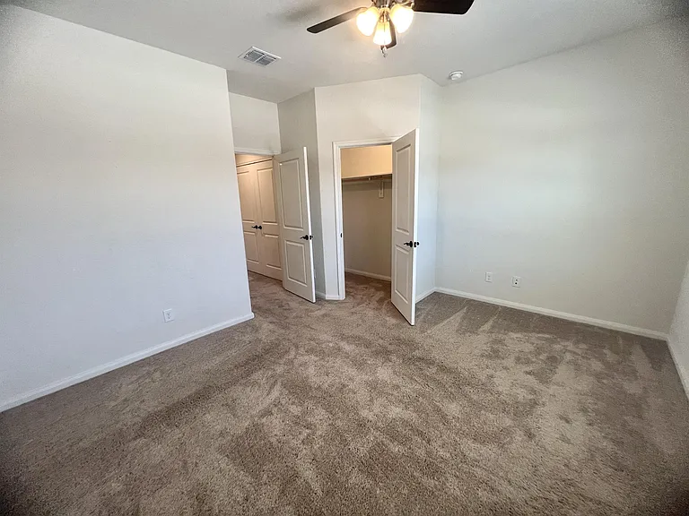 10335 Lynwood Crk — Photo 12