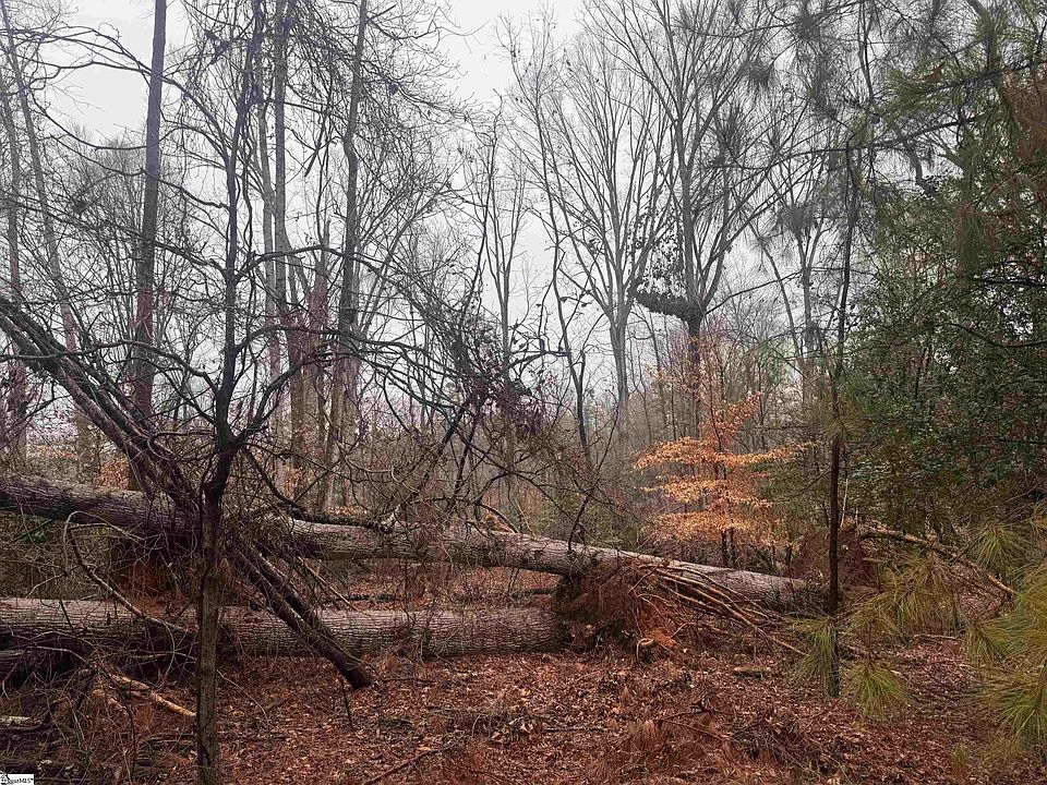 2nd image of Deerfield Dr