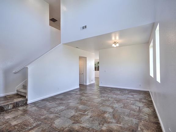 4th image of 9 Monterey Vista Ct