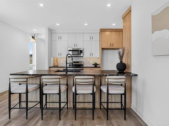 4th image of 22582 W 93rd St