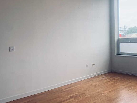 4th image of 4131 W Belmont Ave Unit 202
