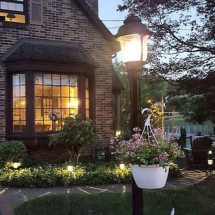 bay window front
