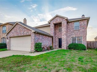 13617 Lost Spurs Rd, Roanoke, TX 76262