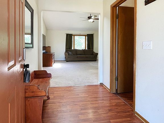 3rd image of 8523 Bunting Ct
