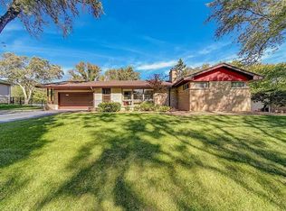 900 79th Pl, Downers Grove, IL 60516