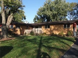 4132 Bosart Rd, Springfield, OH 45503