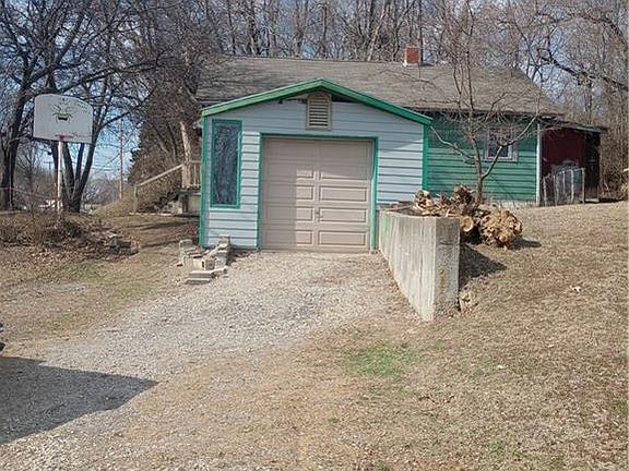 3rd image of 8840 E Wilson Rd