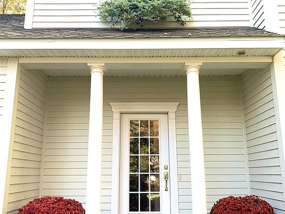 5th image of 26 Leonardo Dr