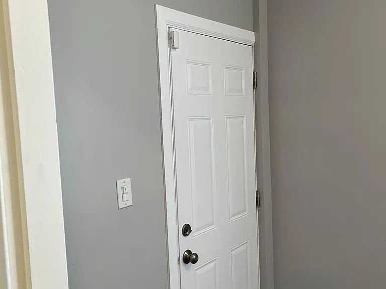 7820 S Langley Ave #2 — Photo 3