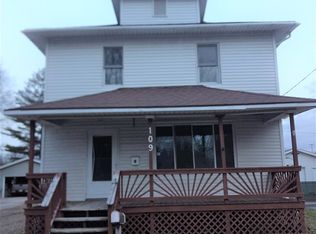 109 Marshall St, Essexville, MI