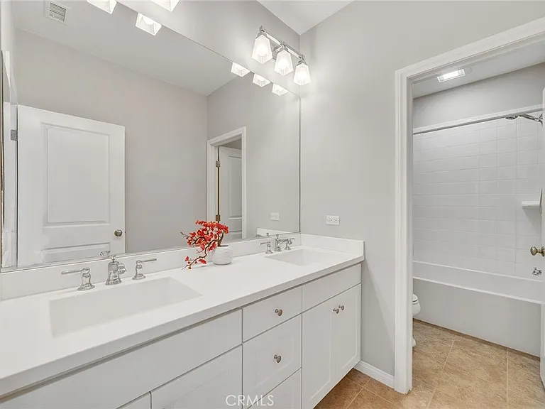 109 Crimson Oak — Photo 17
