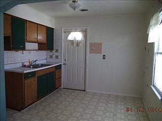 2nd image of 1920 Barton Blvd