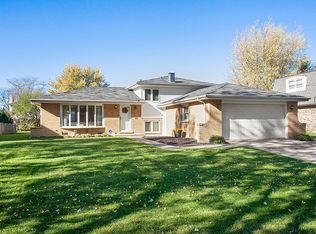 8S140 Hudson St, Darien, IL