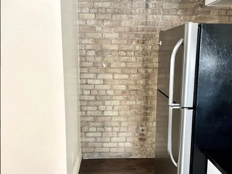 Scarsdale — Photo 10