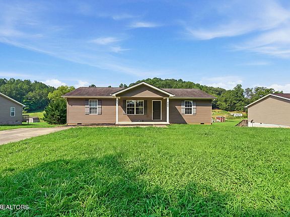 2nd image of 137 Raccoon Valley Rd