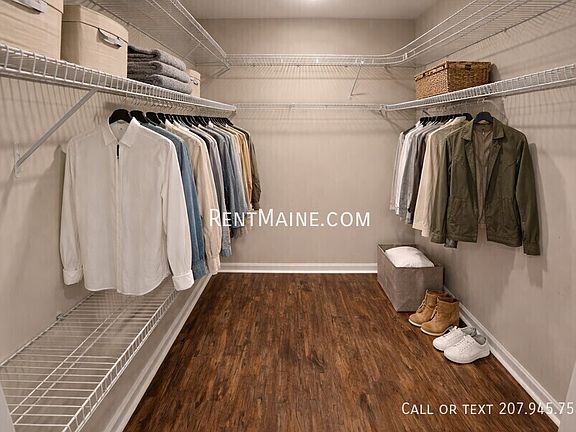 4th image of 33 Burleigh Rd APT 28