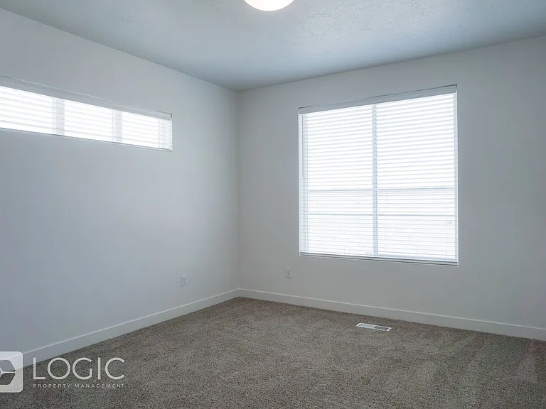 5488 W Ace Ct — Photo 13