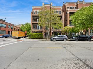 1122 W Hubbard St APT 3E, Chicago, IL 60642