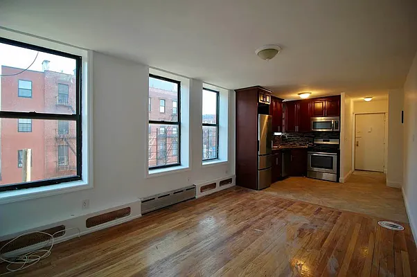 Rented by Hagstrom Management Inc | media 21