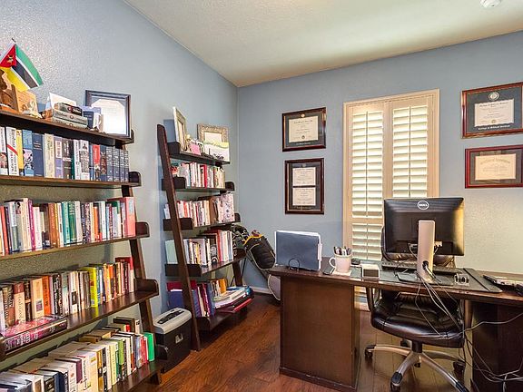 5th image of 9239 Mystic Falls Ln