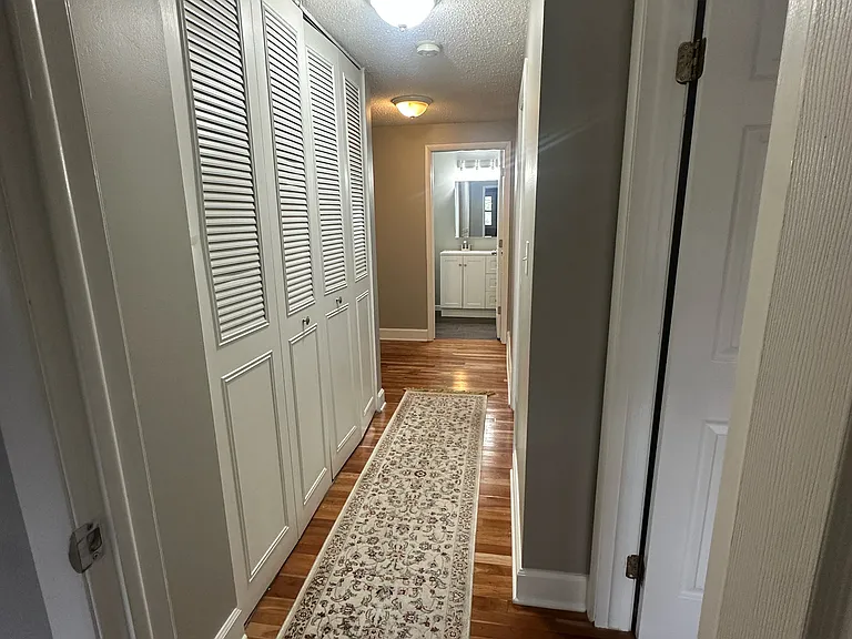 2 Robin Rd — Photo 11